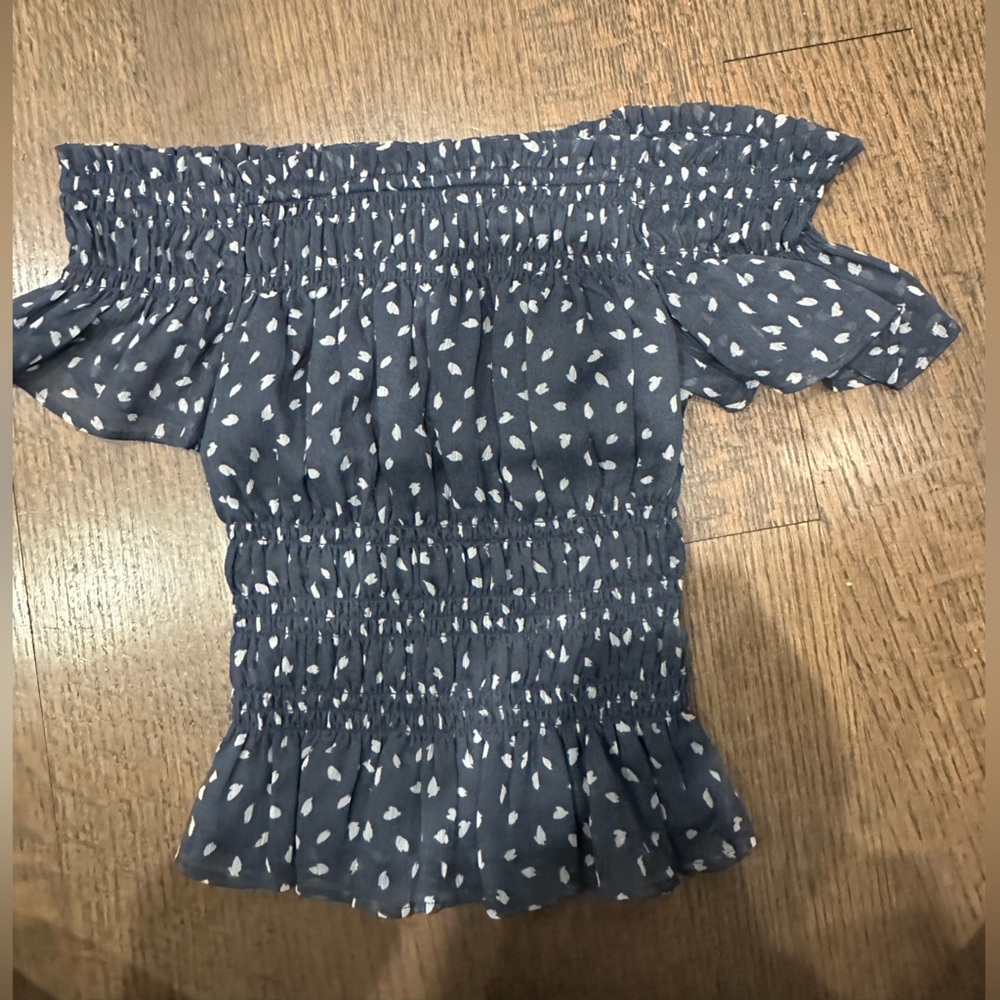 Abercrombie ruffle off the shoulder top